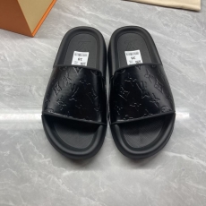 Louis Vuitton Slippers